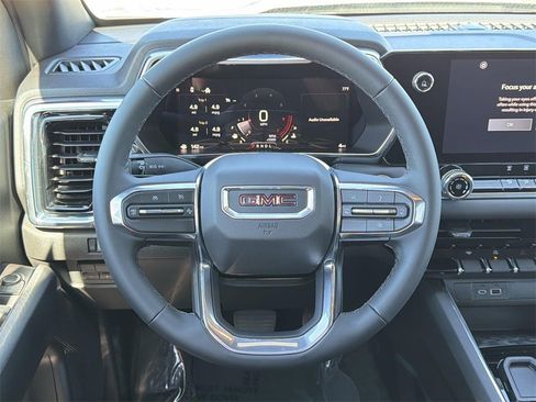 New 2026 GMC Canyon Elevation image 7