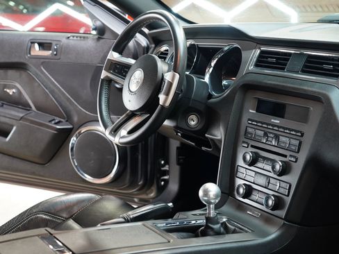 Used 2010 Ford Mustang GT image 55