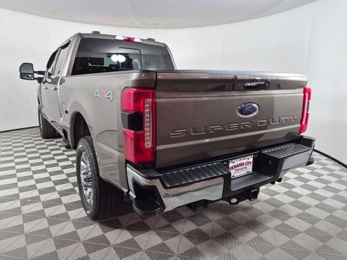 Used 2023 Ford F250 Lariat w/ Chrome Package AWD/4WD image 5