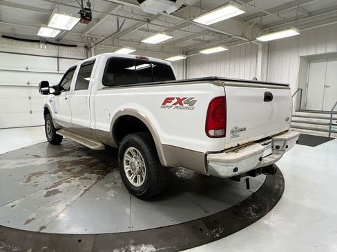 Used 2006 Ford F250 XL image 4