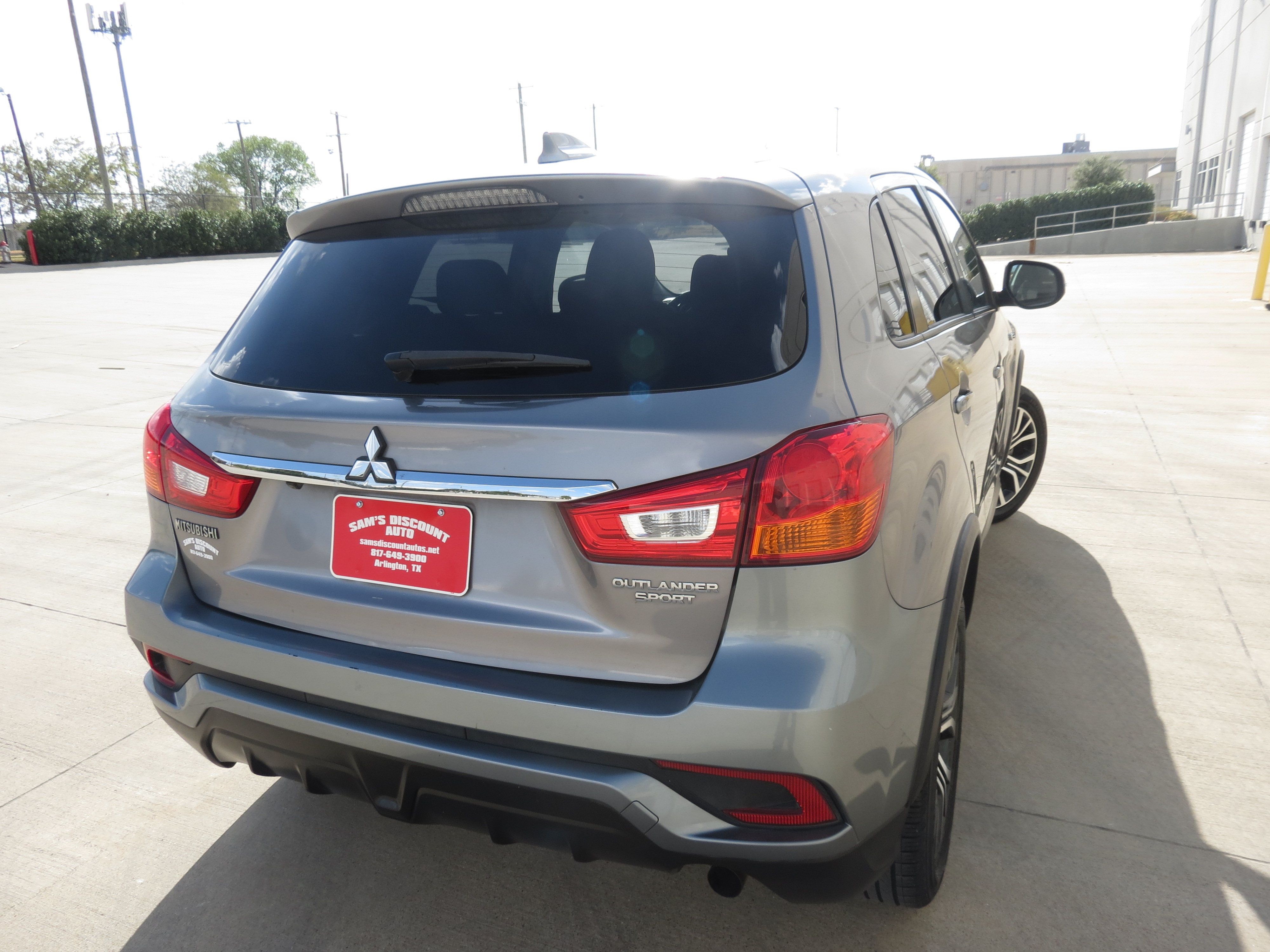 Used 2019 Mitsubishi Outlander Sport ES FWD image 4