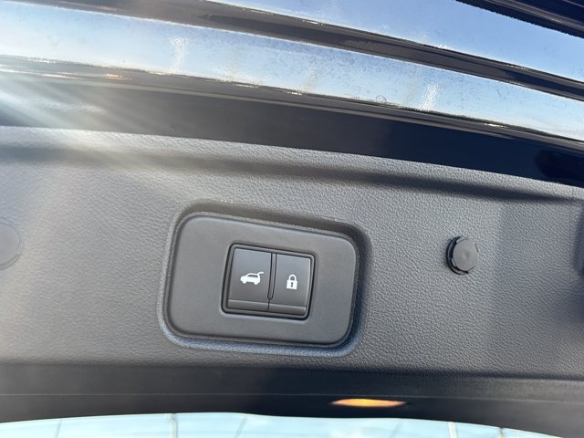 Certified 2025 Nissan Pathfinder Rock Creek AWD/4WD image 8