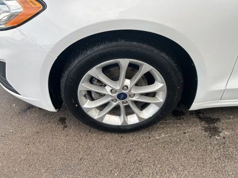 Used 2019 Ford Fusion SE image 45