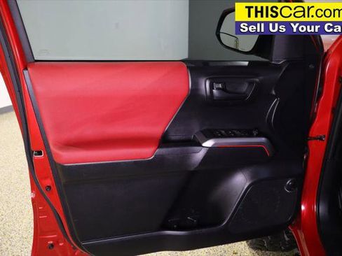 Used 2019 Toyota Tacoma SR5 image 28