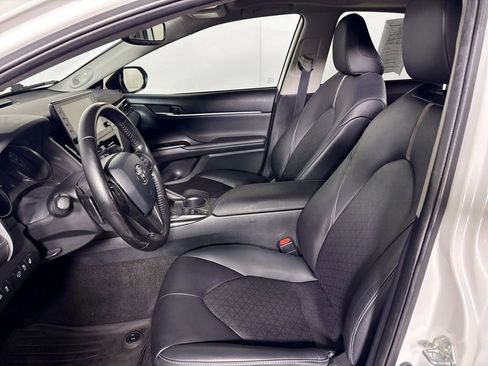 Used 2021 Toyota Camry XSE w/ Navigation Upgrade Package image 11