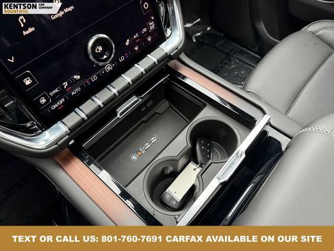 Used 2025 GMC Yukon XL Denali image 26