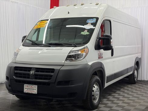 Used 2017 RAM ProMaster 2500 FWD image 4