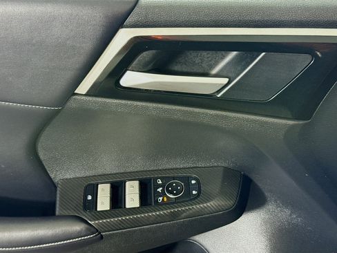 Used 2024 Mitsubishi Outlander SE FWD image 24
