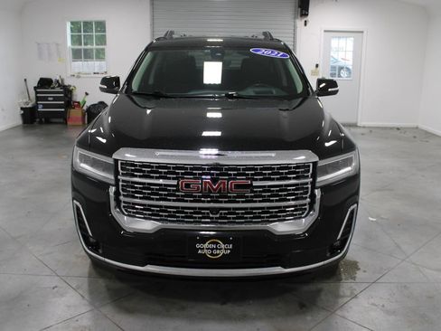 Used 2021 GMC Acadia Denali w/ Denali Technology Package FWD image 3
