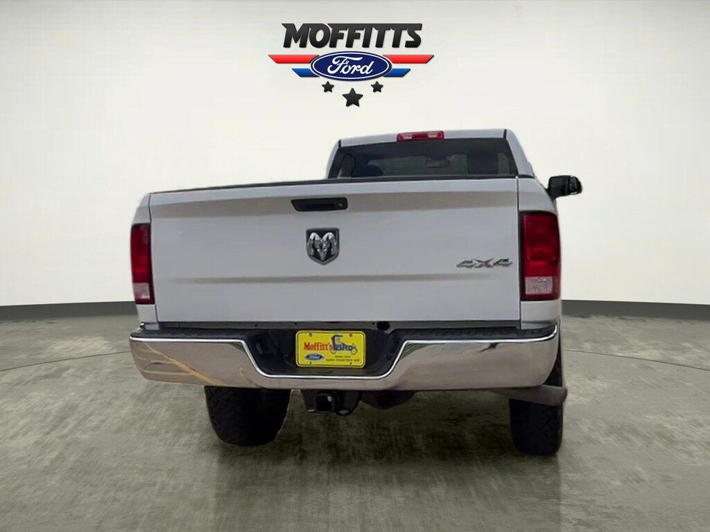 Used 2017 RAM 2500 Tradesman w/ Chrome Appearance Group AWD/4WD image 4