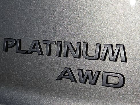 Used 2025 Nissan Rogue Platinum w/ Platinum Premium Package AWD/4WD image 9