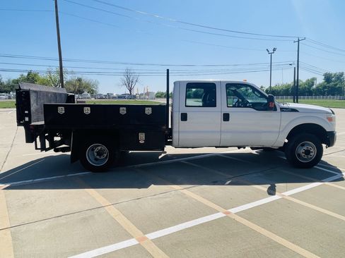 Used 2012 Ford F350 XL w/ PWR Equipment Group image 4