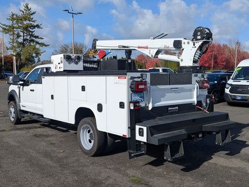 New 2026 Ford F550 4x4 Supercab Super Duty image 4