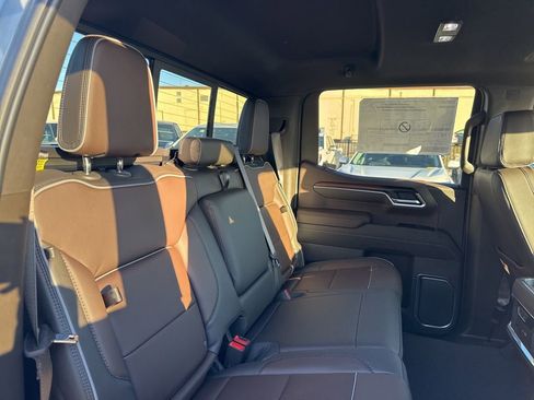 New 2026 GMC Sierra 1500 Denali w/ Denali Reserve Package image 30