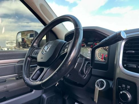 Used 2017 RAM 2500 Big Horn w/ Sport Appearance Group AWD/4WD image 18