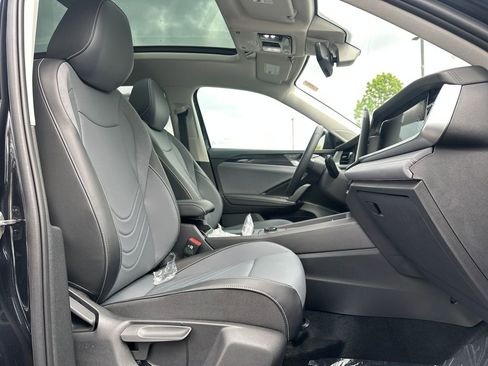 New 2026 Volkswagen Tiguan SE AWD/4WD image 15