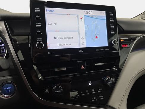 Certified 2021 Toyota Camry XLE w/ Navigation Upgrade Package FWD image 16