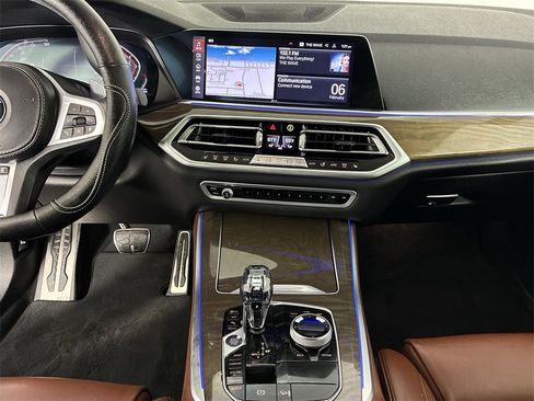 Used 2019 BMW X5 xDrive40i w/ M Sport Package image 25
