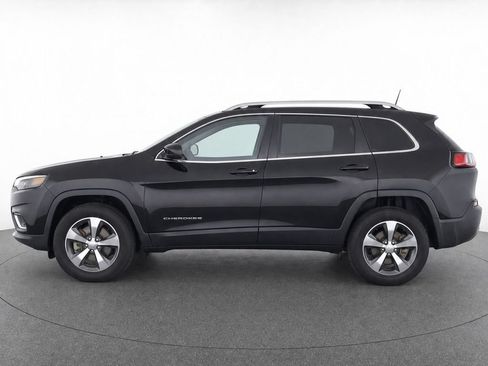 Used 2019 Jeep Cherokee Limited AWD/4WD image 6