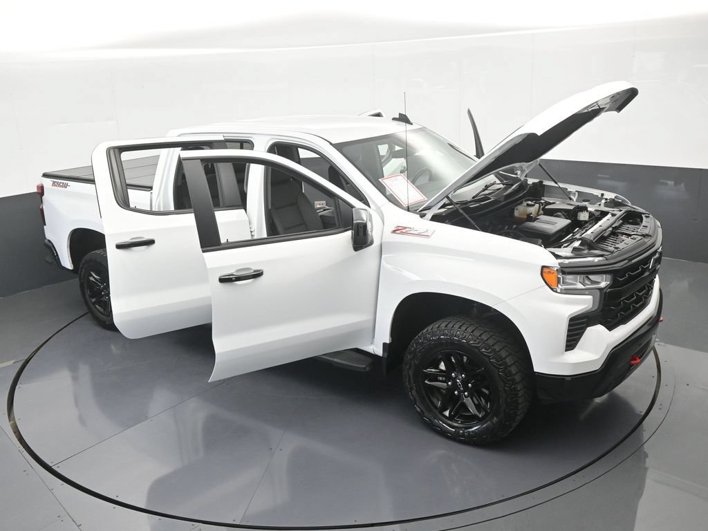Used 2024 Chevrolet Silverado 1500 LT Trail Boss w/ LT Trail Boss Premium Package AWD/4WD image 81