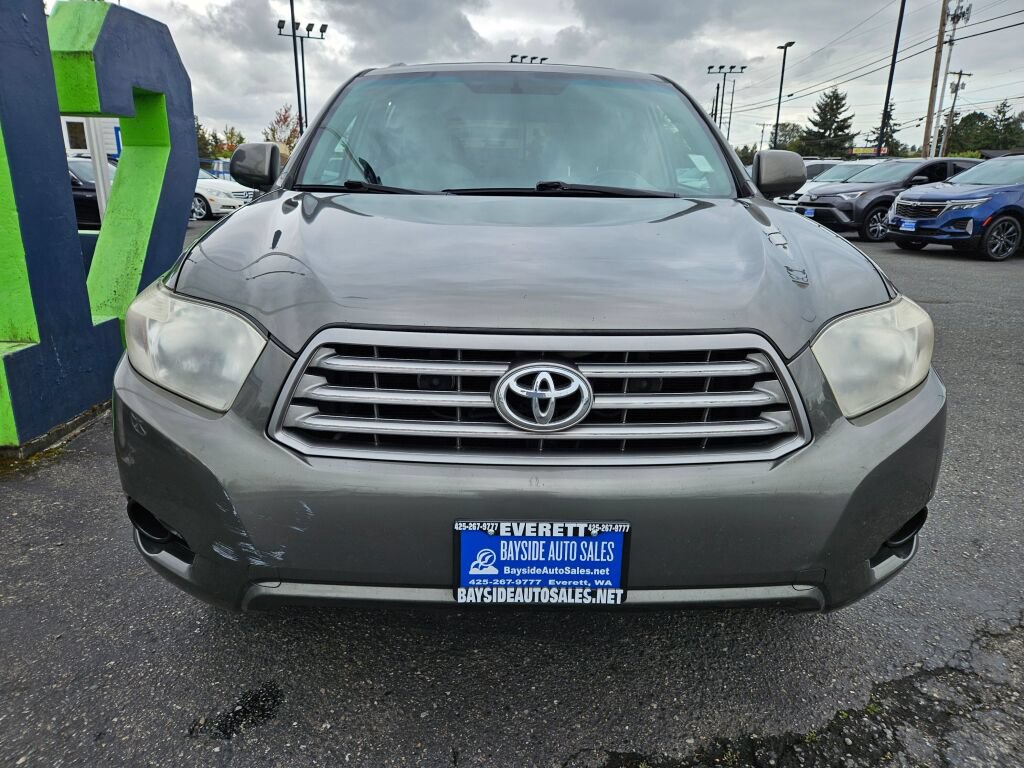 Used 2010 Toyota Highlander 4WD w/ Tow Pkg image 7
