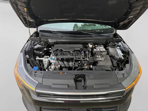 New 2026 Kia K4 FWD image 24