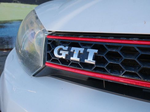 Used 2013 Volkswagen GTI 4-Door FWD image 42