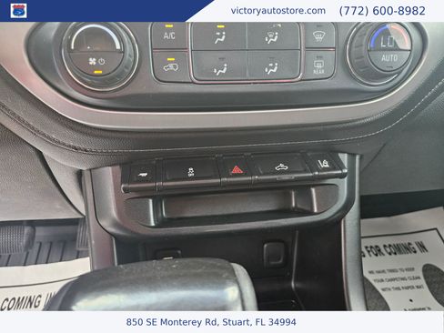 Used 2016 GMC Canyon SLE w/ SLE Convenience Package image 23