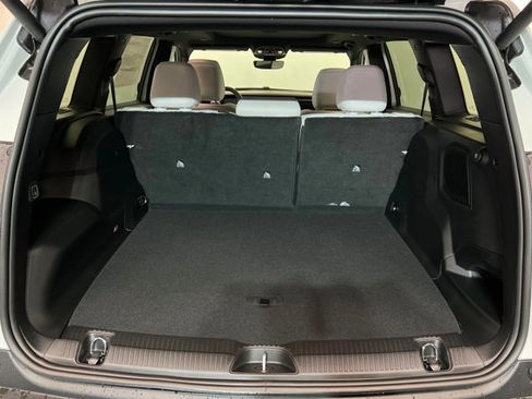 New 2026 Jeep Cherokee Overland image 22