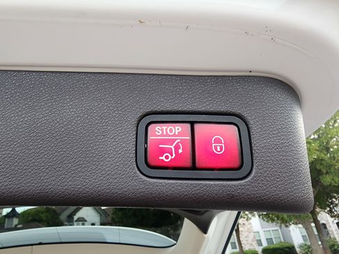 Used 2017 Mercedes-Benz GLE 350 GLE 350 SUV w/ Premium 1 Package image 37