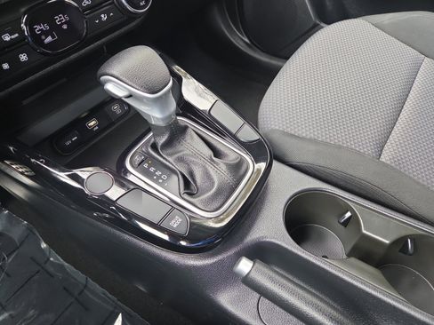 Used 2023 Kia Soul S image 23