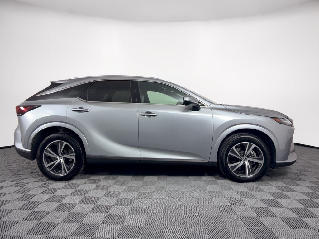 Used 2024 Lexus RX 350 Premium w/ Convenience Package AWD/4WD image 8