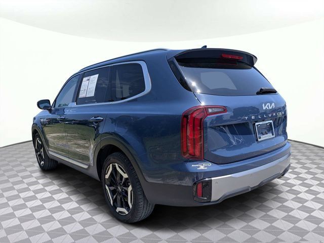 Used 2025 Kia Telluride S FWD image 6