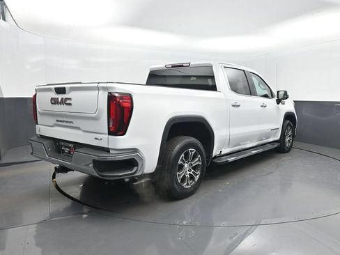 Used 2024 GMC Sierra 1500 SLT RWD image 31