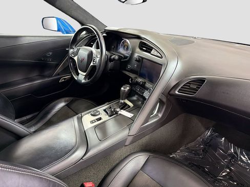 Used 2015 Chevrolet Corvette Stingray Coupe w/ 3LT Preferred Equipment Group RWD image 28