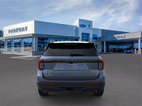 New 2026 Ford Explorer Active image 5