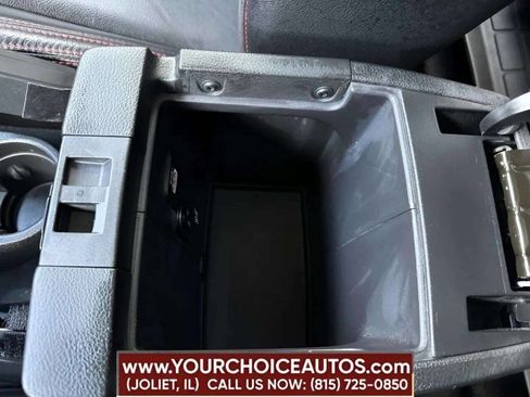 Used 2017 Jeep Wrangler Rubicon image 14