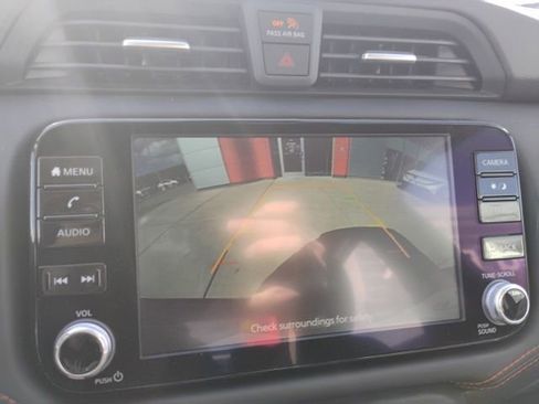 New 2025 Nissan Versa SR w/ Trunk Package image 20