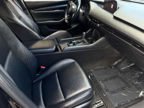 Used 2023 MAZDA MAZDA3 s image 19