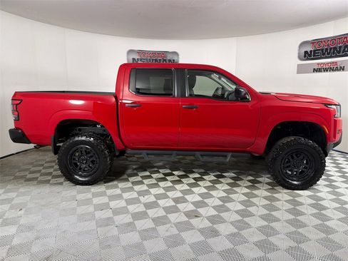 Used 2022 Nissan Frontier S w/ Technology Package image 2