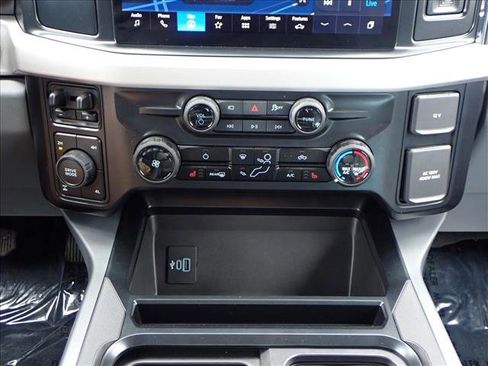 New 2026 Ford F250 XLT w/ XLT Premium Package image 17