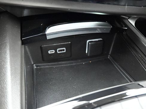 Used 2023 Buick Envision Preferred FWD image 22