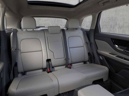 New 2026 Lincoln Corsair Premiere image 55