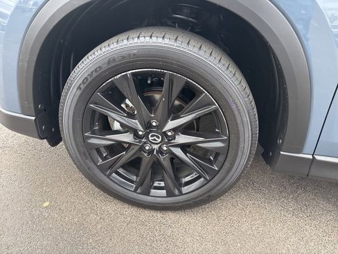 Used 2024 MAZDA CX-5 Carbon Edition image 13