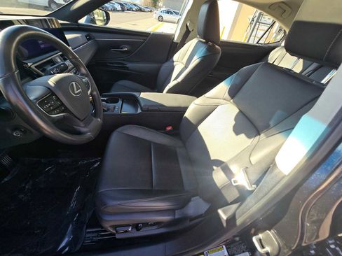 Used 2024 Lexus ES 300h w/ Premium Package image 22