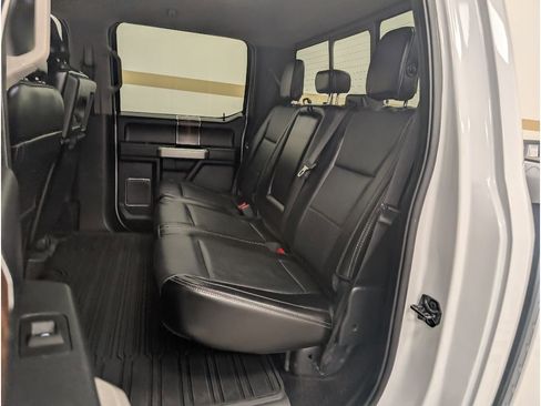 Used 2017 Ford F150 Lariat w/ Heavy-Duty Payload Package image 15