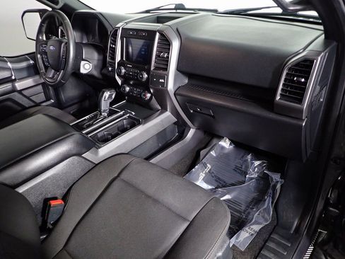 Used 2019 Ford F150 XLT w/ Equipment Group 302A Luxury image 32