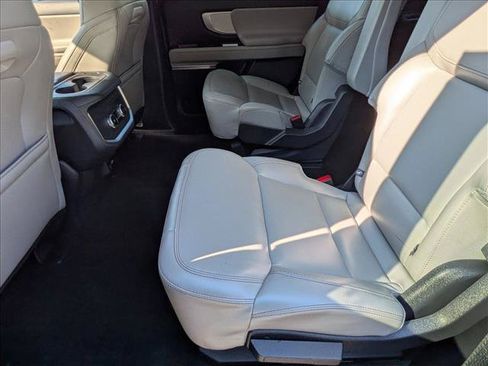 Certified 2025 Ford Expedition Active AWD/4WD image 18