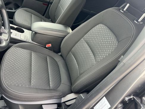 Used 2025 Ford Escape Active image 13