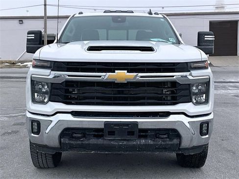 Used 2024 Chevrolet Silverado 2500 LT w/ All Star Edition image 4